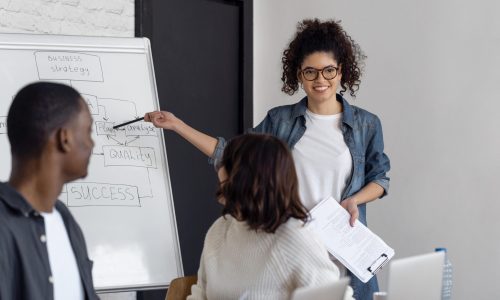 formation-professionnelle-metz - evolubat-academy - formation-monter-en-compétences - réussite-carrière - organisme-formation-metz devenir-formateur-metz - formation-formateur-metz - animer-formation - concevoir-cours - pédagogie-professionnelle
