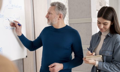 formation-professionnelle-metz - evolubat-academy - formation-monter-en-compétences - réussite-carrière - organisme-formation-metz devenir-formateur-metz - formation-formateur-metz - animer-formation - concevoir-cours - pédagogie-professionnelle